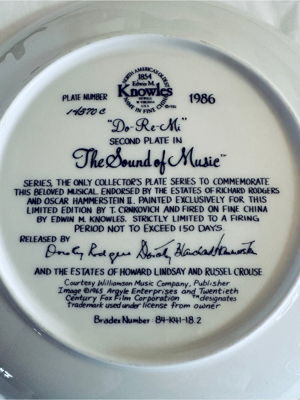 Knowles Collector Plate - “The Sound of Music” “Do-Re-Mi” 1986 2nd in Series - Picture 4 of 10
